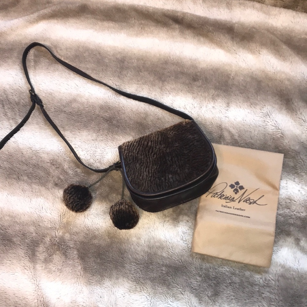 VINTAGE BRAND NEW Patricia Nash saddle bag